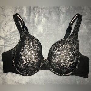 EUC! Cacique Black Lace Lightly Lined T-shirt Bra size 40C